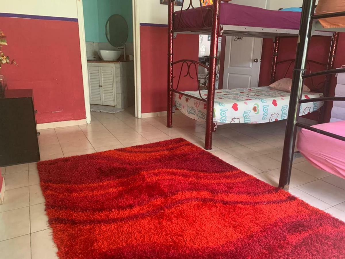 Albergue Hostel Quetzal *